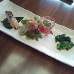 まずは前菜です。