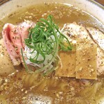 Noodle いたば - 新潟地鶏の特製塩山椒 RAMEN（MEN 大盛り）