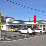 Noodle いたば - Ｌ字形の平屋の一角にあります（赤い➡︎）