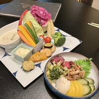 季寄せ料理 暖歩 - バーニャカウダとお新香盛り合わせ