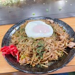 むめさん - 肉玉焼きそば大盛り