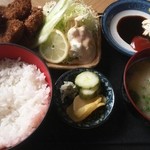 白鳥食堂 - ヒレカツ定食です。