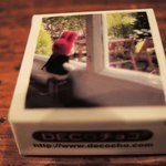 うさぎとぼく - 窓の外を眺めながら物思いにふける不協和音ちゃん・・・