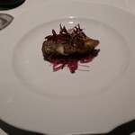 Regalo - 岩手県小友産　牡蛎のサルタート　赤玉葱のアグロドルチェ