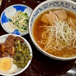萬力屋 - 中華そばとルーロー飯一膳めし