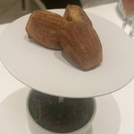 銀座 レカン - 食前のマドレーヌ