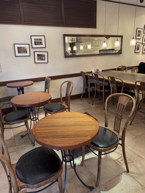 Shinshindo Higashidointen photo 4