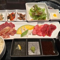 焼肉 青山外苑 - 