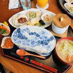 えちごや おもせ - 豪華のり弁