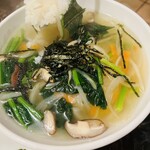 炭火焼肉オムテソン - 野菜クッパ