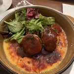 キュル・ド・サック - パルメザンチーズのブリュレ、ホタテのポワレ添え