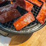 ホルモン焼肉 縁 - 