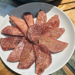 ホルモン焼肉 縁 十条店 - 