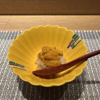 上村 - 無添加のバフンウニを使ったウニと蟹こ小丼