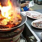 萩之茶屋鶴一 - 