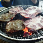 萩之茶屋鶴一 - テール