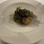 Luciole - 雲南省　モリーユ茸のエチュベ