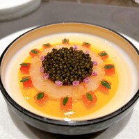 CIRPAS - 4. パプリカのムーストマトのコンソメ 海老のプレッセ