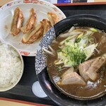 にんたまラーメン ゆにろーず - 