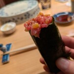 浪速 鮨波留加 - トロたく手巻き