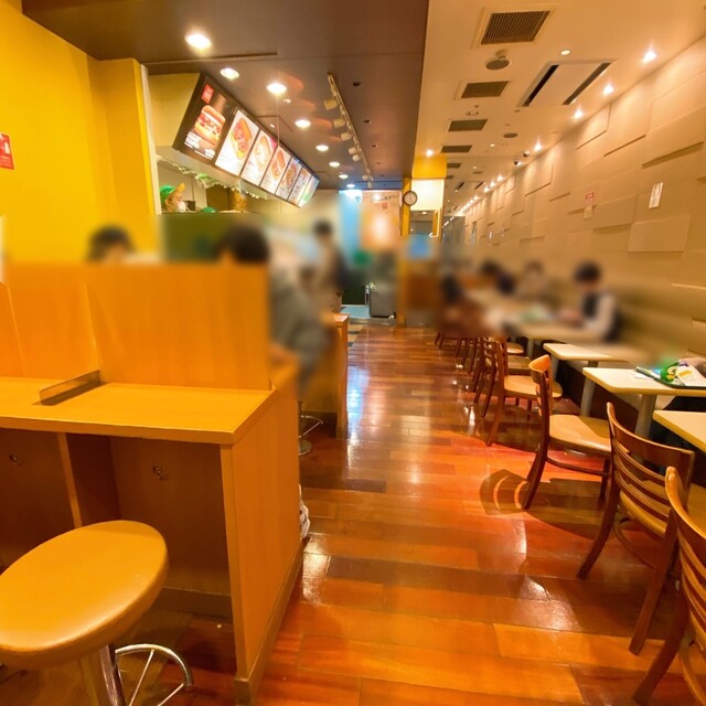 SUBWAY Shinjuku Higashiguchi Ten photo 4