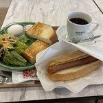 ドトールキッチン - 料理写真:モーニングセットとホットドッグ