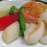 銀座アスター 新宿賓館  - 海の幸と野菜の生姜風味炒め