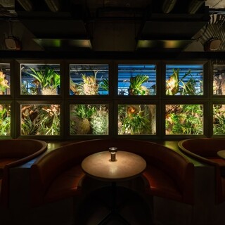 古今東西の音楽が響く◆圧巻の音響体験を楽しむ空間