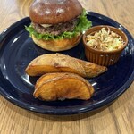 SUNLIT BURGER - ベーシックバーガーセット¥1400