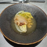 中国菜 ARATA -  娃々菜と豚肉の干しエビ餡掛け ※コースの「緩」として巧み