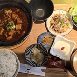 ほっこり中華 こころや - 土鍋四川麻婆豆腐定食