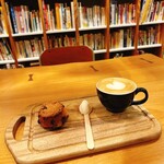 KAIDO books & coffee - 