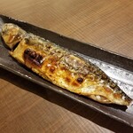 炭火焼干物定食 しんぱち食堂 - 
