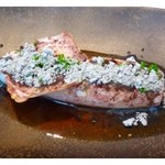 NARISAWA - ◆「灰2009、海岸の風景」と名付けられたお料理。 
      ＊こちらは完成形。 
      