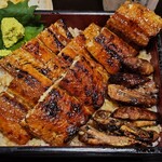 ひつまぶし 花岡 - 途中肝も並べてみました。