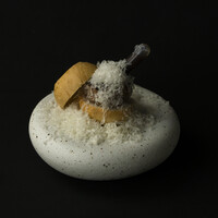 大人のチーズバーガー 　トリュフソース　