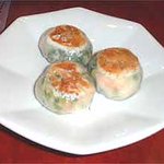 紅虎餃子房 - ニラ饅頭（3個）