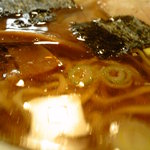 Ichiban - 透き通るスープ（ワンタンメン）
