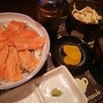 壱幸 - サーモン丼
