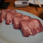 炭火焼肉ホルモンさわいし - 