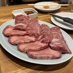 炭火焼肉ホルモンさわいし - 