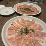 焼肉フランス人 - タン塩＆豚トロ