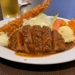 グリル一平 元町東店 - 