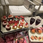 ザ ストリングス表参道 - 