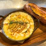 GARDEN HOUSE CRAFTS - 