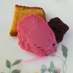 ビストロ・ドゥマン - ガトーショコラ、パウンド、ジェラート