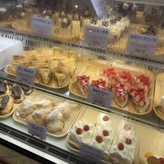 タカセ パン・洋菓子コーナー_1