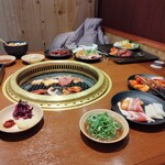 YAKINIKU BUFFET左近 - 