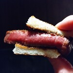 北海道焼肉 北うし - 人生最高の和牛フィレサンド♩