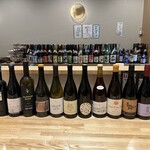 旬菜旬魚 たじま - 持ち込みワイン。たじまさんにもナチュラルワインは置いています。